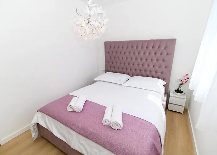 Laura, Free Parking, Balcony, 4 Ppl شقة *